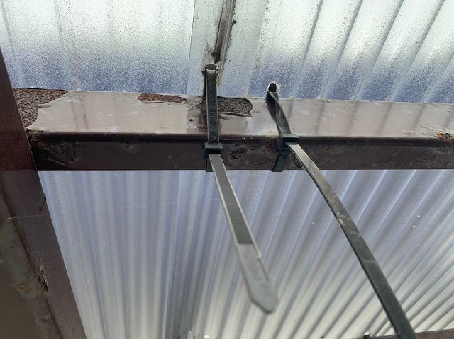 波板結束バンド